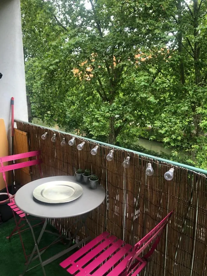 Gare Matabiau Toulouse Agreable Appartement Au Bord Du Canal 0*,